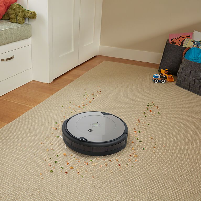 Roomba® 698 Robot Vacuum Cleaner iRobot®
