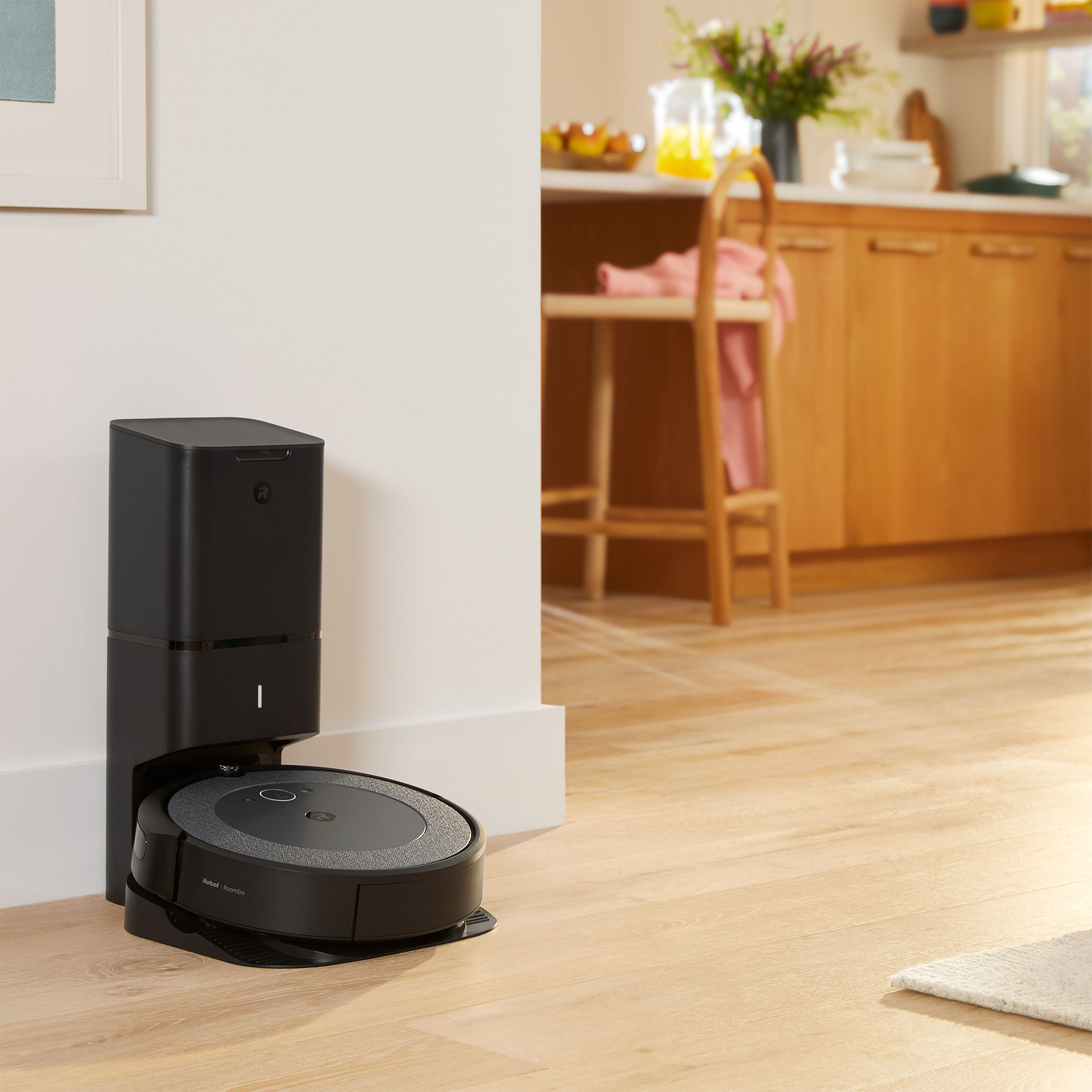 Roomba® i5+ SelfEmptying Robot Vacuum Cleaner iRobot®