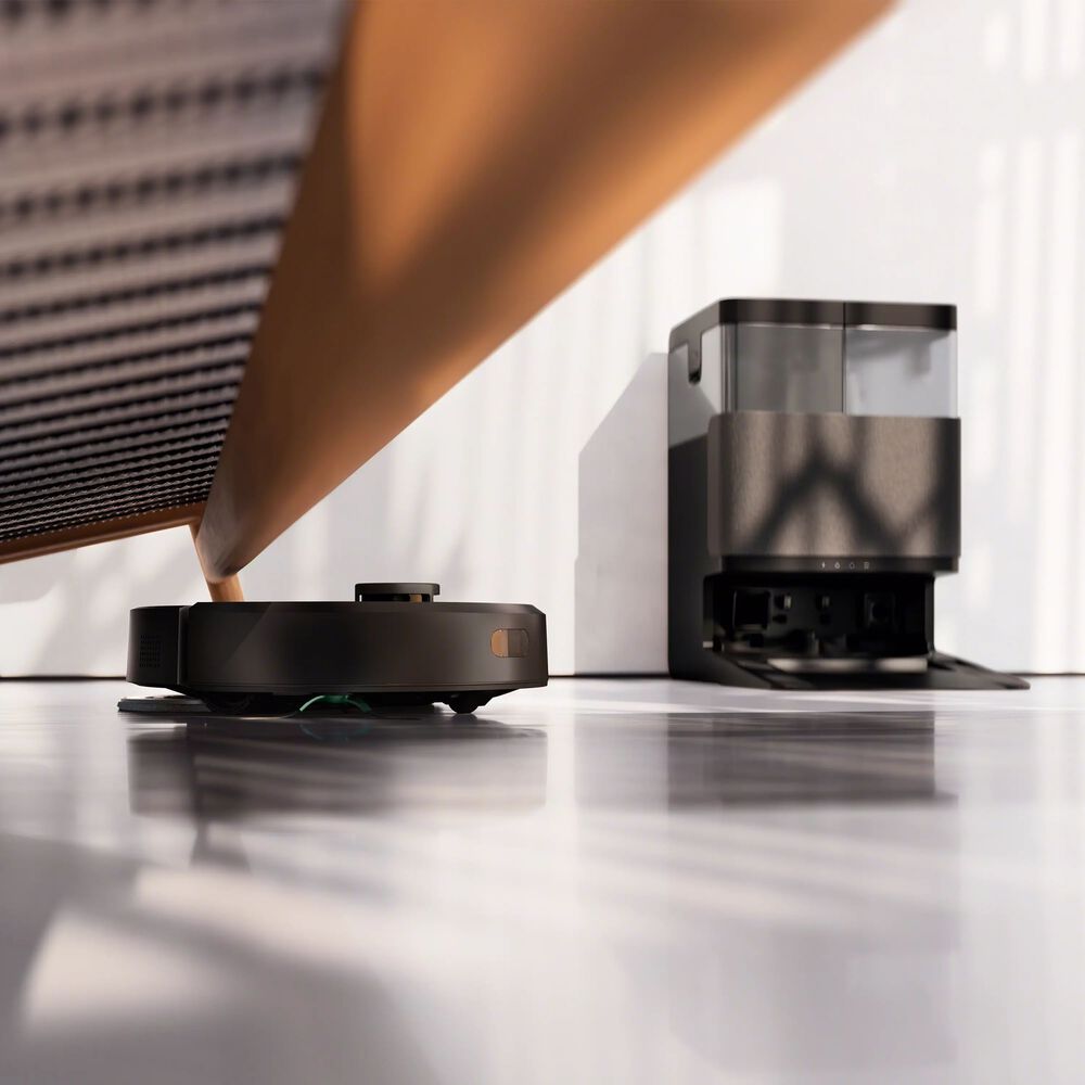 Roomba® Plus 405 Combo robot + AutoWash™ dock - Black