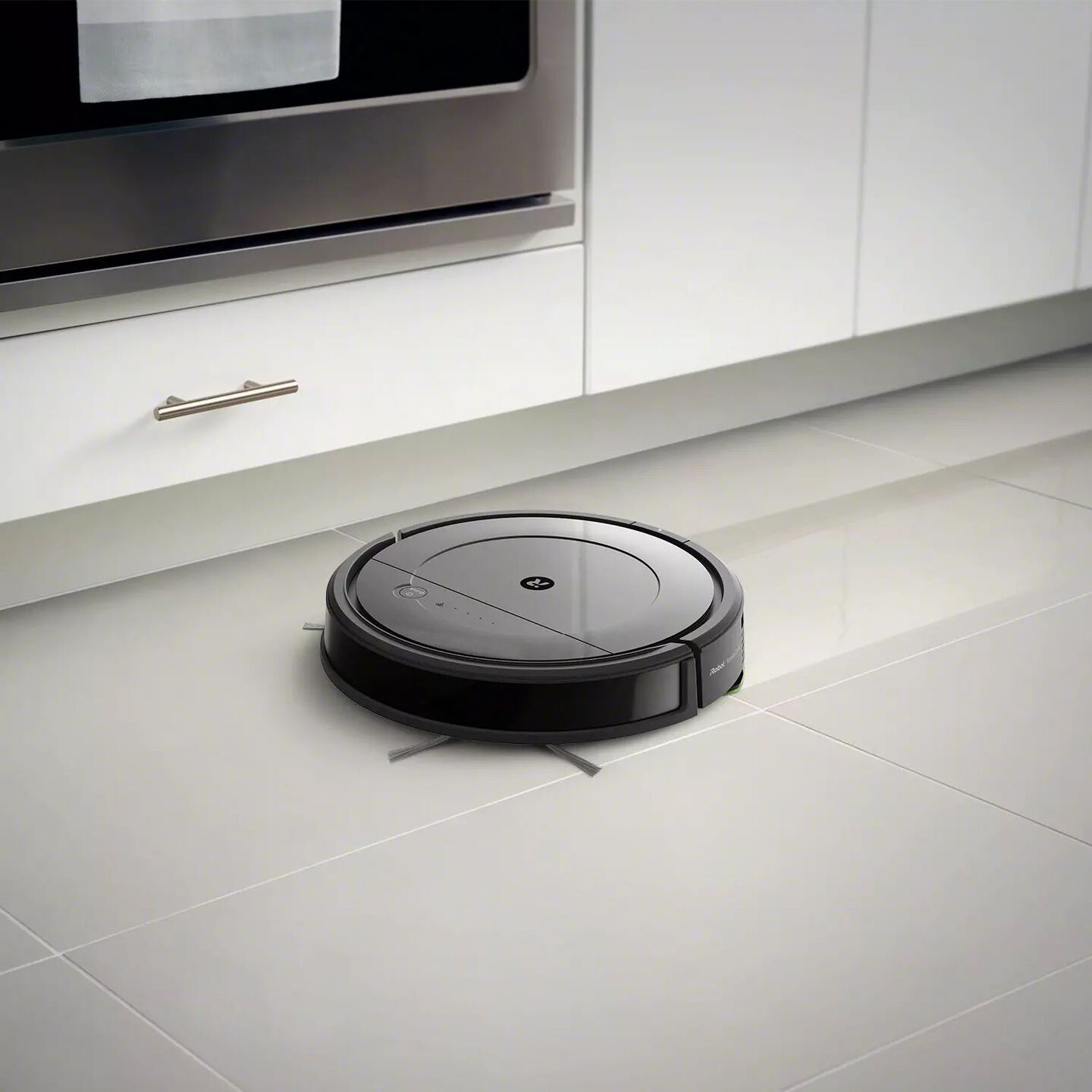 Roomba Combo® Robot Vacuum & Mop iRobot®