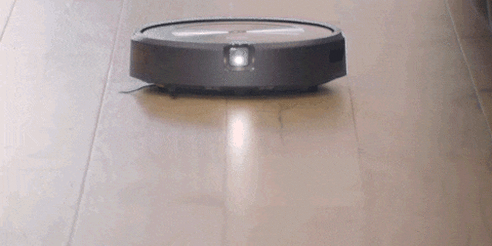 Roomba® Robot Vacuum Cleaners | iRobot®